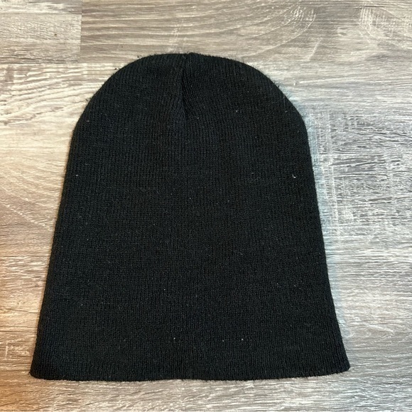 Other - Free when bundle Black beanie